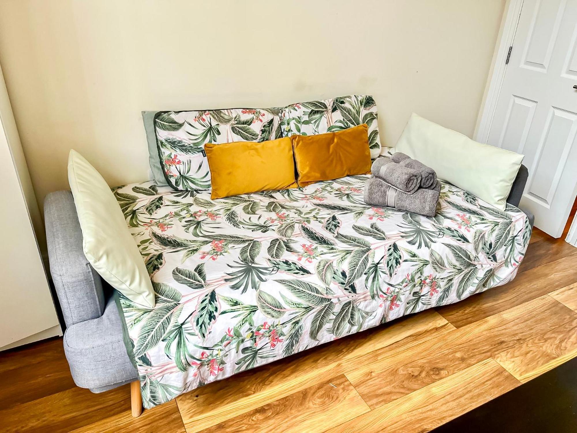 Charming 2-Bedroom Flat In Shepherd'S Bush, Near Hammersmith Londres Exterior foto